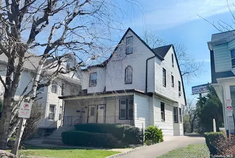49 Park Pl, New Rochelle, NY 10801