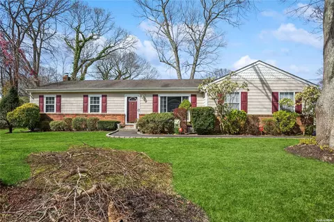 68 Main Ave, Centereach, NY 11720