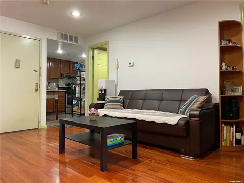 100-05 39 Ave #3C, Corona, NY 11368