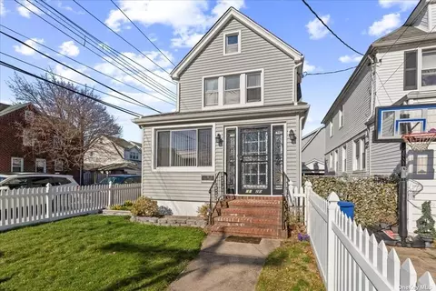 89-20 247th St, Bellerose, NY 11426