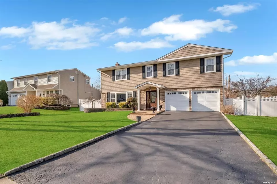 9 Louis Pl, Nesconset, NY 11767 36 Photos Movoto