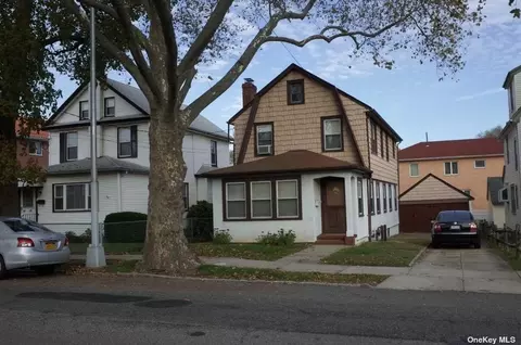 43-39 189 St, Flushing, NY 11358