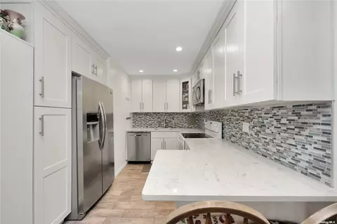 166-10 Powells Cv #3B, Beechhurst, NY 11357