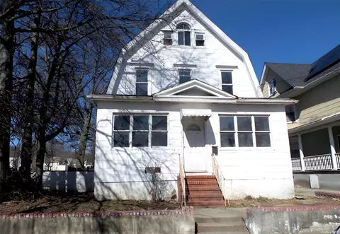 93-17 86th Rd, Woodhaven, NY 11421