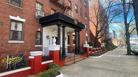 3220 H Ave #4N, Brooklyn, NY 11234