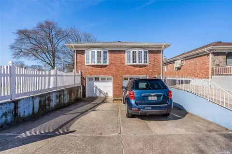 217-15 Horace Harding Expy, Oakland Gardens, NY 11364