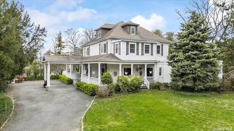 66 Field Ave, Hicksville, NY 11801