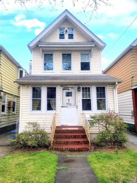 87-22 69th Ave, Forest Hills, NY 11375