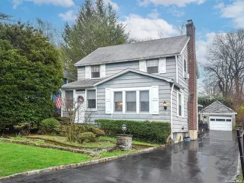 22 Marino Ave, Port Washington, NY 11050