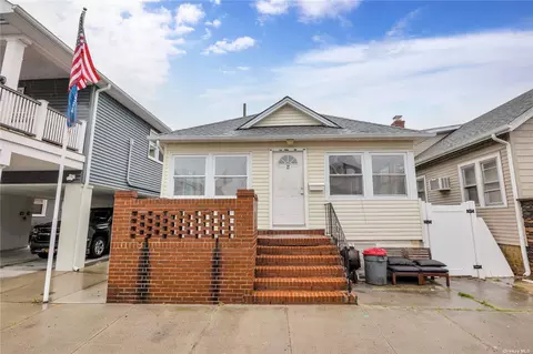 37 Kentucky St, Long Beach, NY 11561
