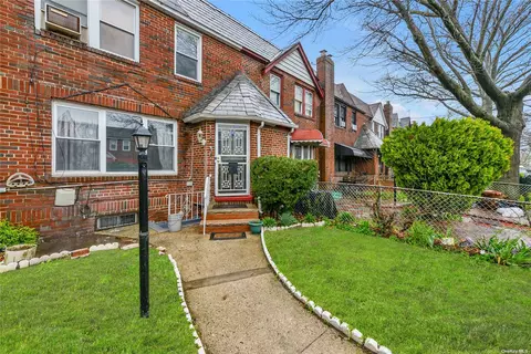 114-30 198th St, Saint Albans, NY 11412
