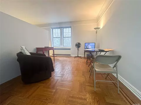111-14 76 Ave #417, Forest Hills, NY 11375