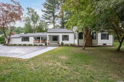 174 Vineyard Rd, Huntington, NY 11743