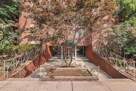 65-15 38th Ave #2S, Woodside, NY 11377