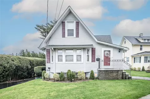 2293 Edna Ct, Baldwin, NY 11510