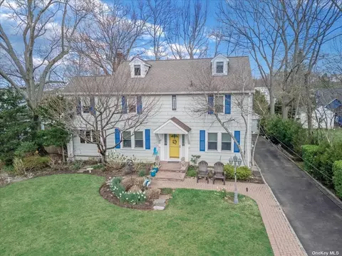 10 Bayside Ave, Port Washington, NY 11050
