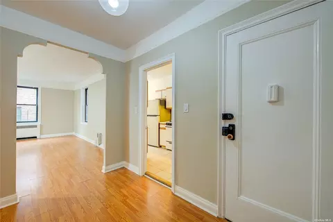 167-10 Crocheron Ave #4K, Flushing, NY 11358