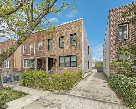 720 Calhoun Ave, Bronx, NY 10465
