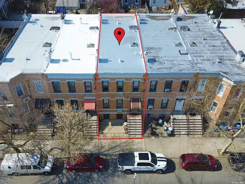 20-15 Linden St, Ridgewood, NY 11385