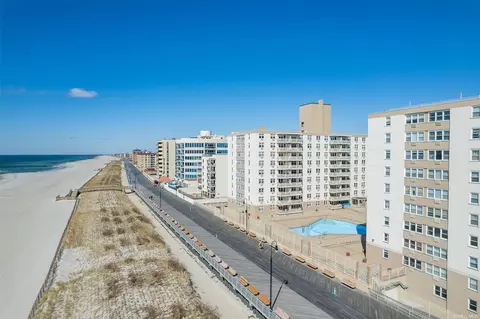 450 Shore Rd #LJ, Long Beach, NY 11561