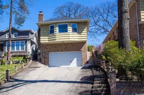 86-23 Santiago St, Holliswood, NY 11423