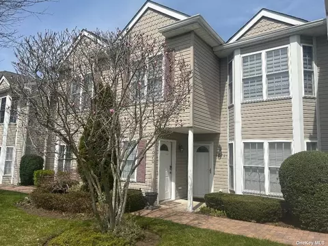 1070 Savoy Dr #-, Melville, NY 11747