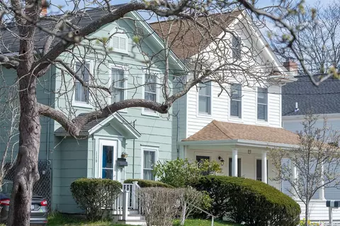 116 North St, Greenport, NY 11944