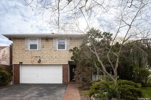 603 Derby Ave, Woodmere, NY 11598