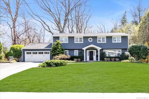57 Hemlock Rd, Manhasset, NY 11030