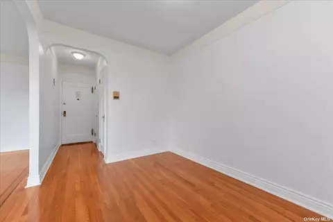 155-01 90th Ave #6E, Jamaica, NY 11432