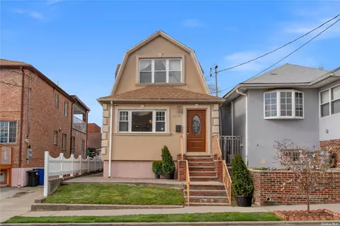 124-03 5th Ave, College Point, NY 11356