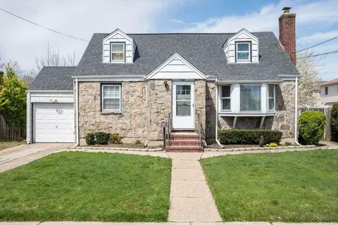 1783 Maurice Ave, East Meadow, NY 11554