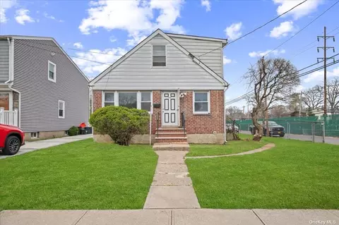 449 Bedell Ter, West Hempstead, NY 11552