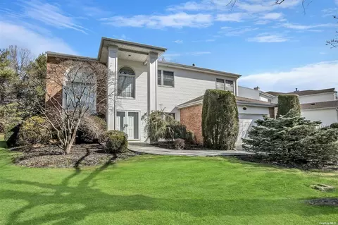 133 Hiland Ct #133, Commack, NY 11725