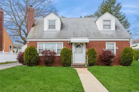 Undisclosed, Uniondale, NY 11553