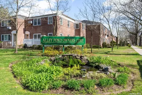 226-31 Kingsbury Ave #A, Bayside, NY 11364