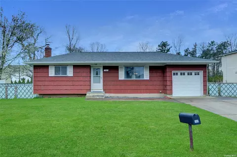 Undisclosed, Holbrook, NY 11741