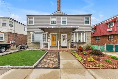 2558 Tiemann Ave, Bronx, NY 10469