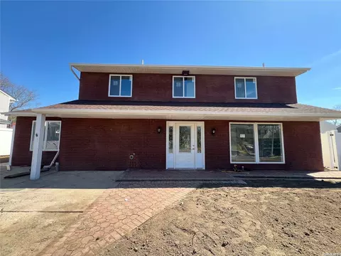 7 Root Ave, Central Islip, NY 11722