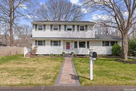 37 Powers Ave, Centereach, NY 11720