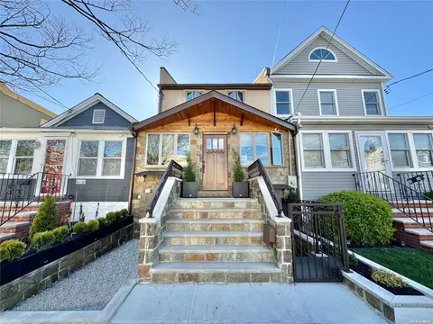 65-36 79th Pl, Middle Village, NY 11379