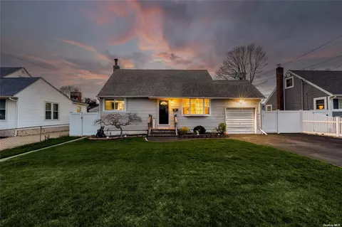 57 31st St, Copiague, NY 11726