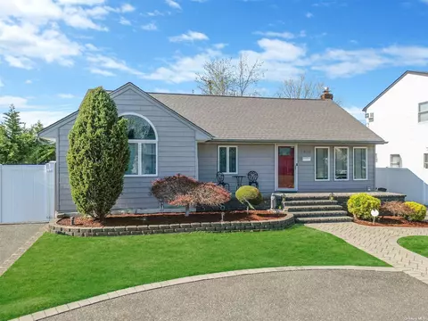 2839 Charles Rd, Wantagh, NY 11793