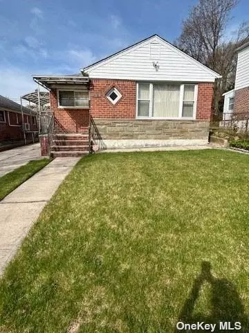 80-52 230 St, Bellerose, NY 11426