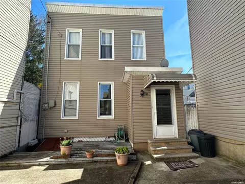 59-22 Palmetto St, Ridgewood, NY 11385