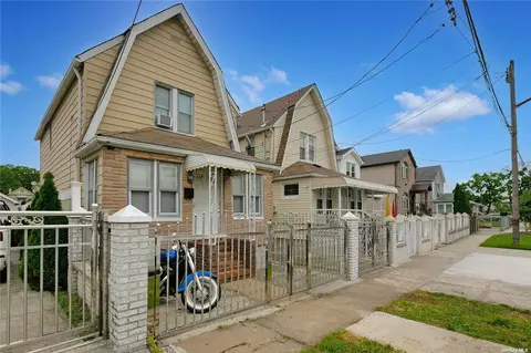 117-15 132nd St, South Ozone Park, NY 11420