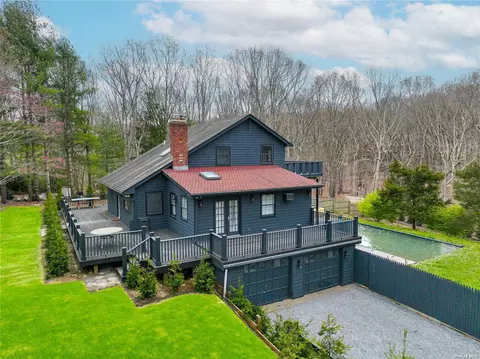 115 Harrison Ave, East Hampton, NY 11937