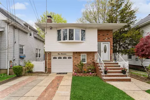 519 Ingraham Ln, New Hyde Park, NY 11040