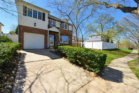 145-50 7 Ave, Beechhurst, NY 11357
