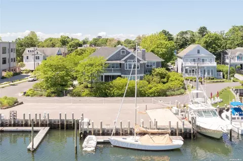 101 Sterling St, Greenport, NY 11944